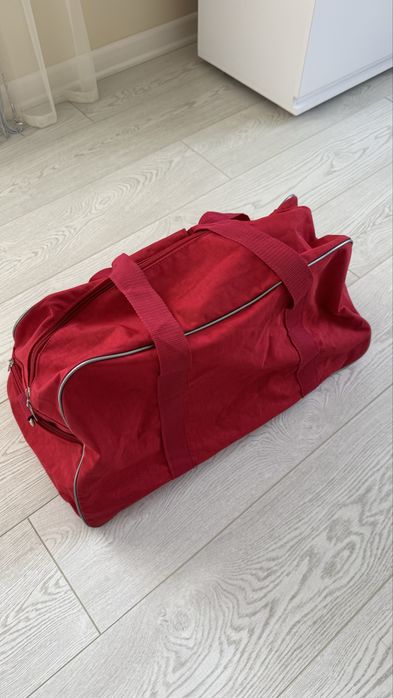 дорожня сумка, спортивна сумка