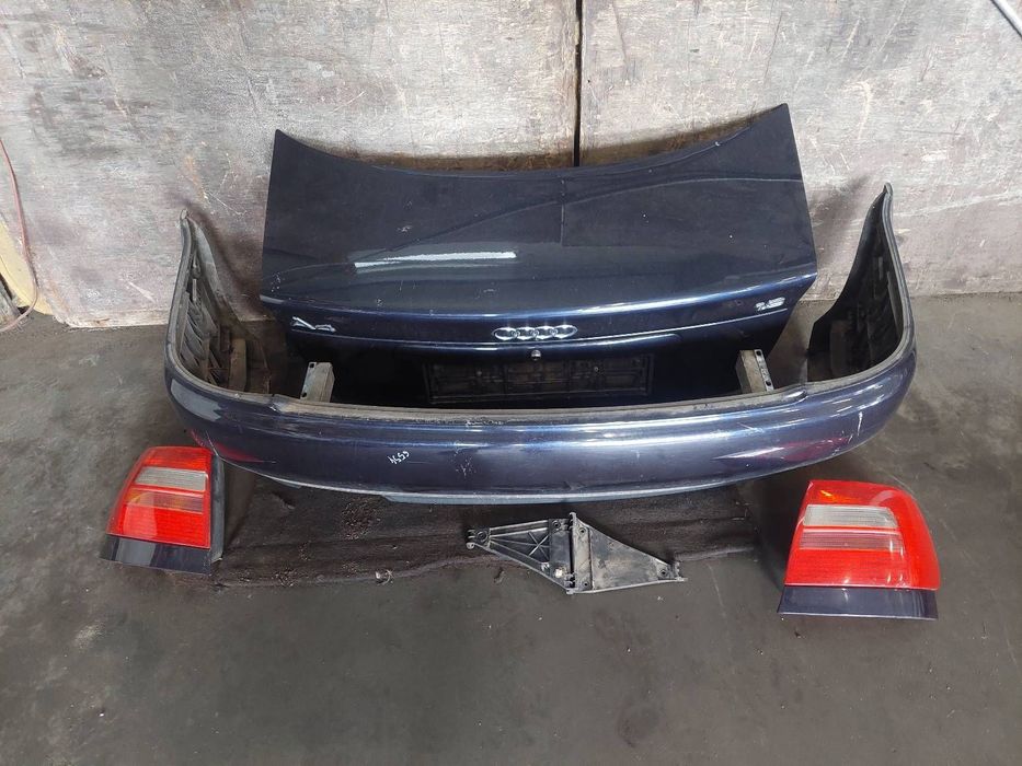 KOMPLETNY TYŁ KLAPA BAGAŻNIKA ZDERZAK LAMPY AUDI A4 B5 FL SEDAN LZ5L
