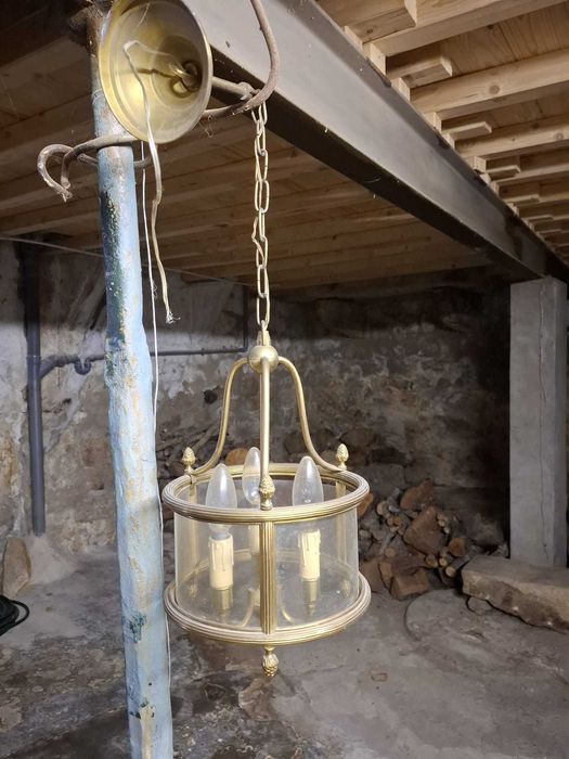 Candeeiro de tecto em metal