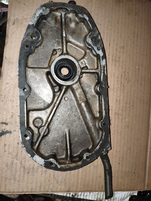 Pokrywa rozrządu plaster M72