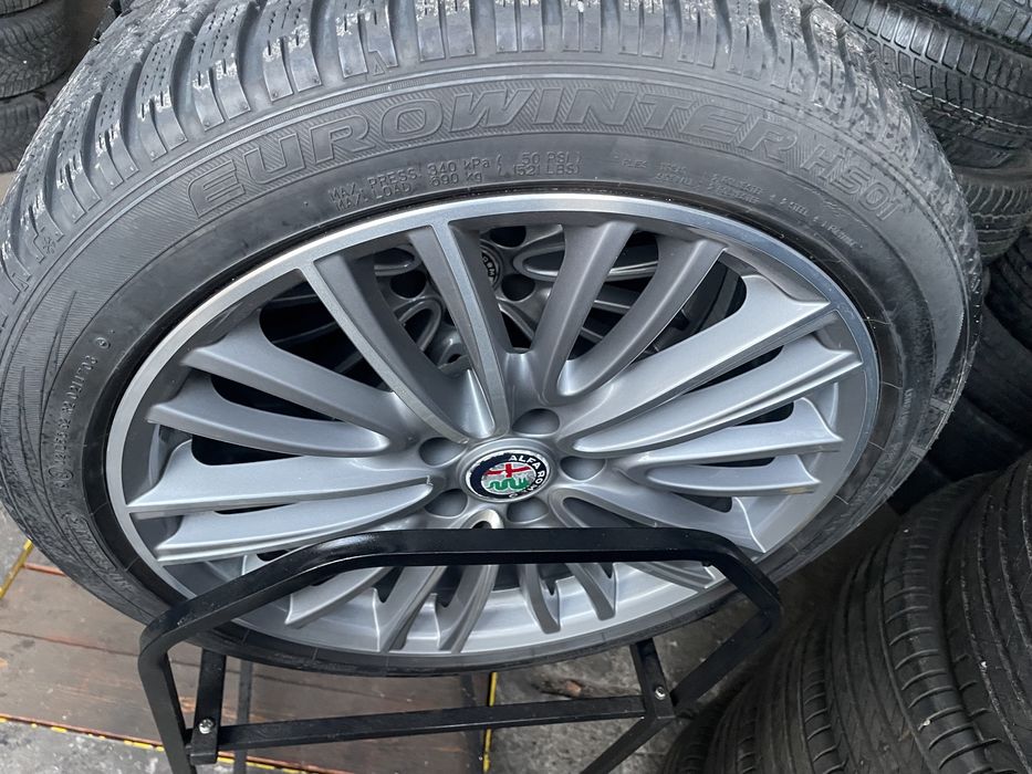 Falken 225/45 R18 Super stan!