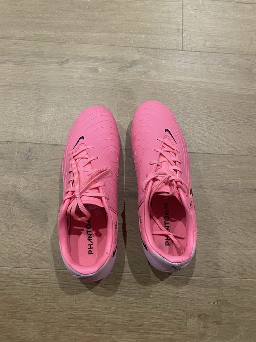 Chuteiras Nike PHANTOM