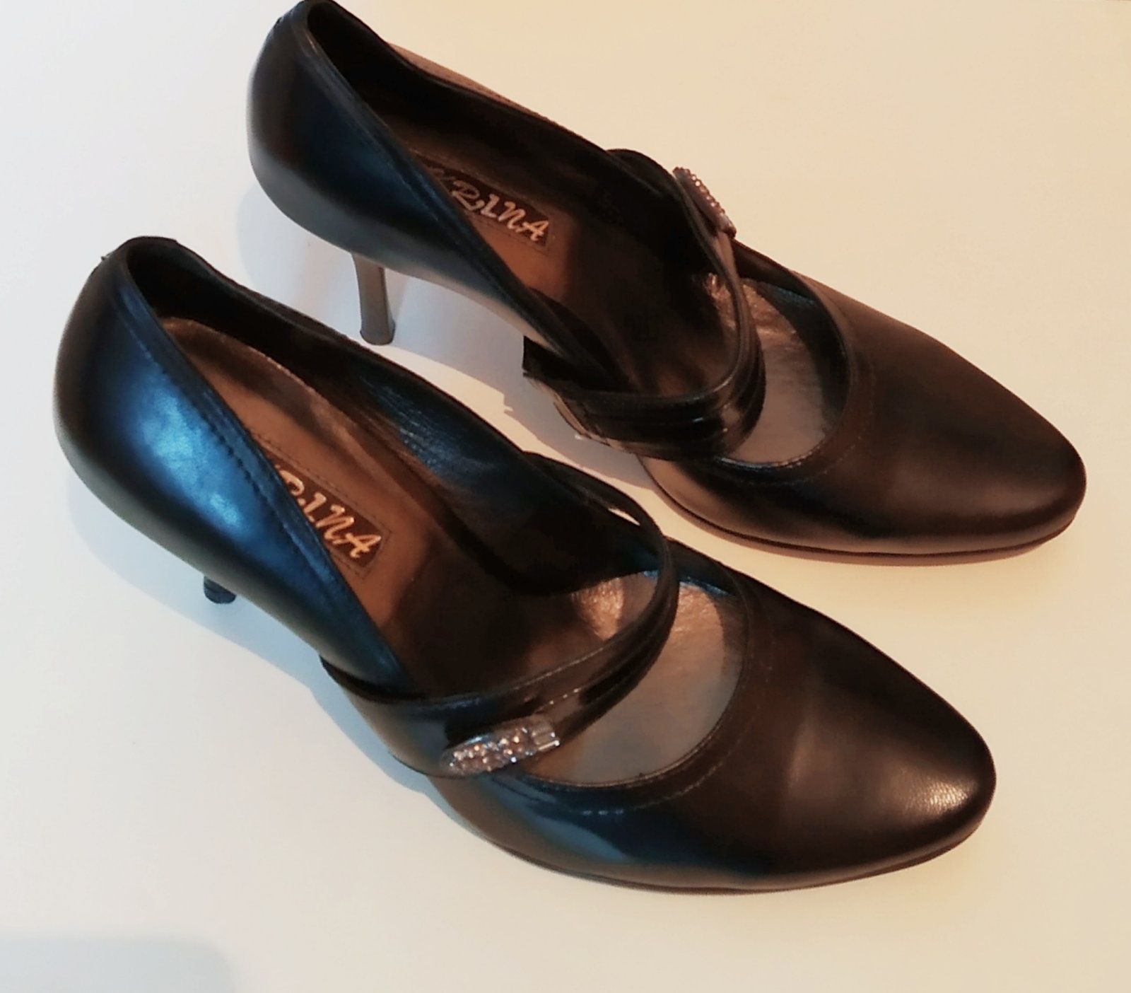 Женская обувь Новые женские туфли