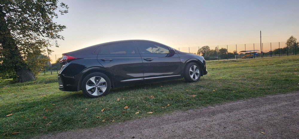 Hyundai ioniq 2019 р. Електро 28 kwt пригнаний з Бельгії