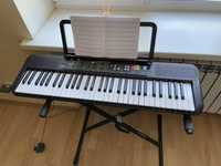 Синтезатор Yamaha PSR-F52