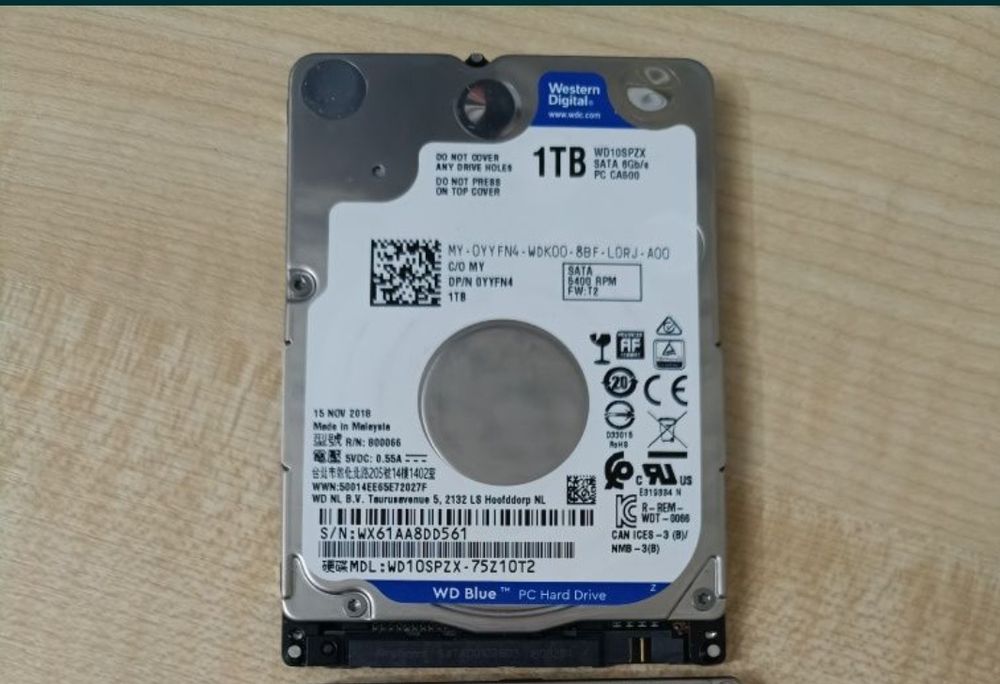 Жесткий диск 1TB 2.5" HDD 1Тб 1000gb HTS541010A9E680, WD10JPCX-24UE4T0