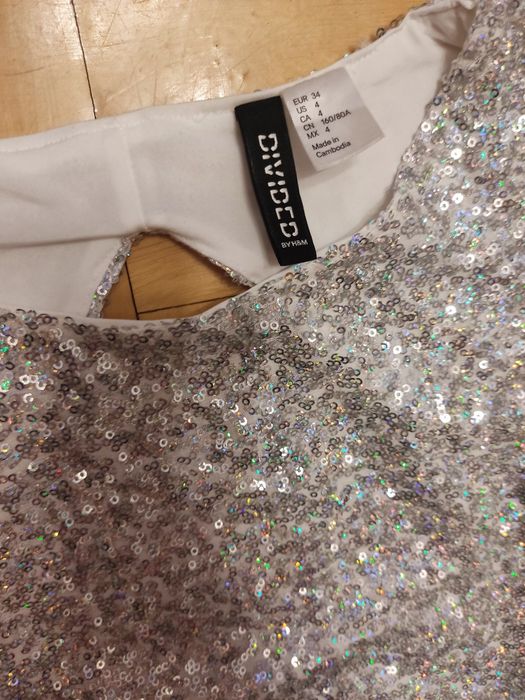Srebrna sukienka cekinowa cekiny h&m