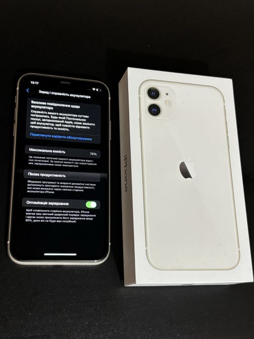Продам iPhone 11 128GB (White)