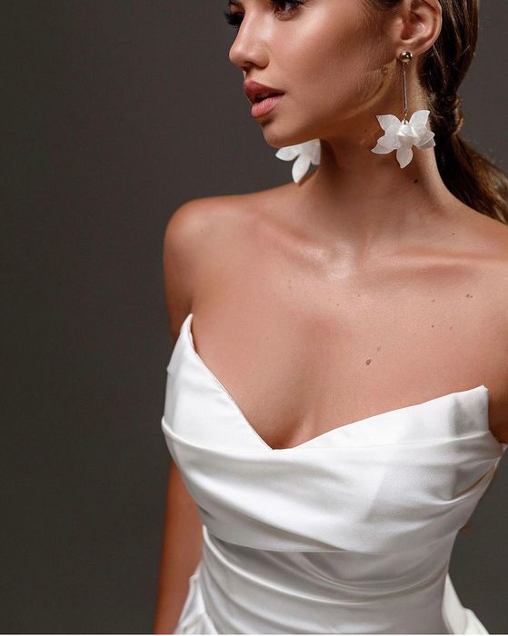 Весільна сукня bally