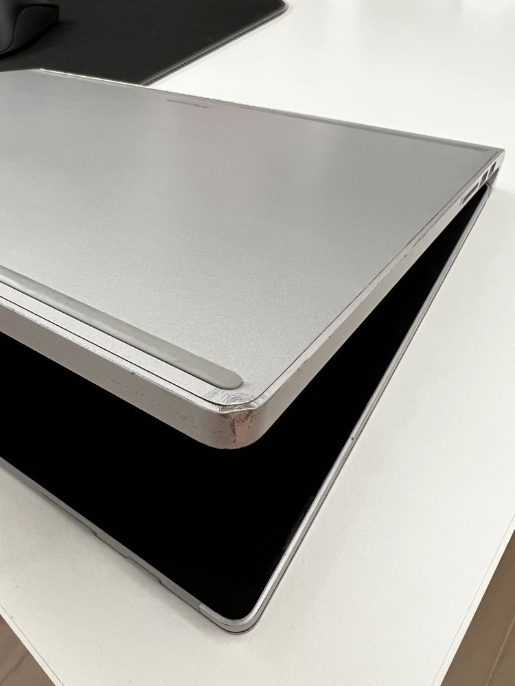 Portátil Surface Book 2 - Usado sem garantia - Sem Caneta