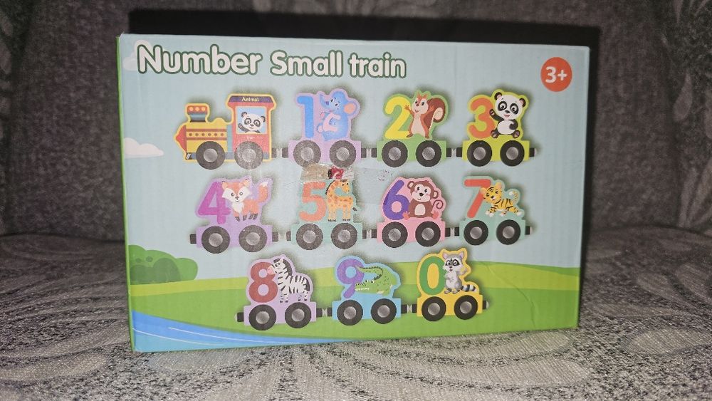 Дерев'яний поїзд Number Small train 10 вагонів на магнітах з цифрами