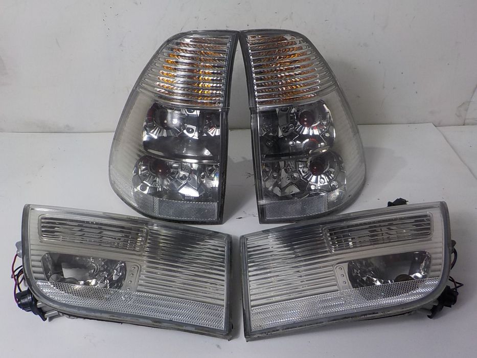 BMW X5 E53 LIFT LAMPA LEWA PRAWA TYLNA LEWY PRAWY TYŁ W KLAPĘ KOMPLET BIAŁE