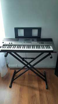 Keyboard Yamaha PSR-E443