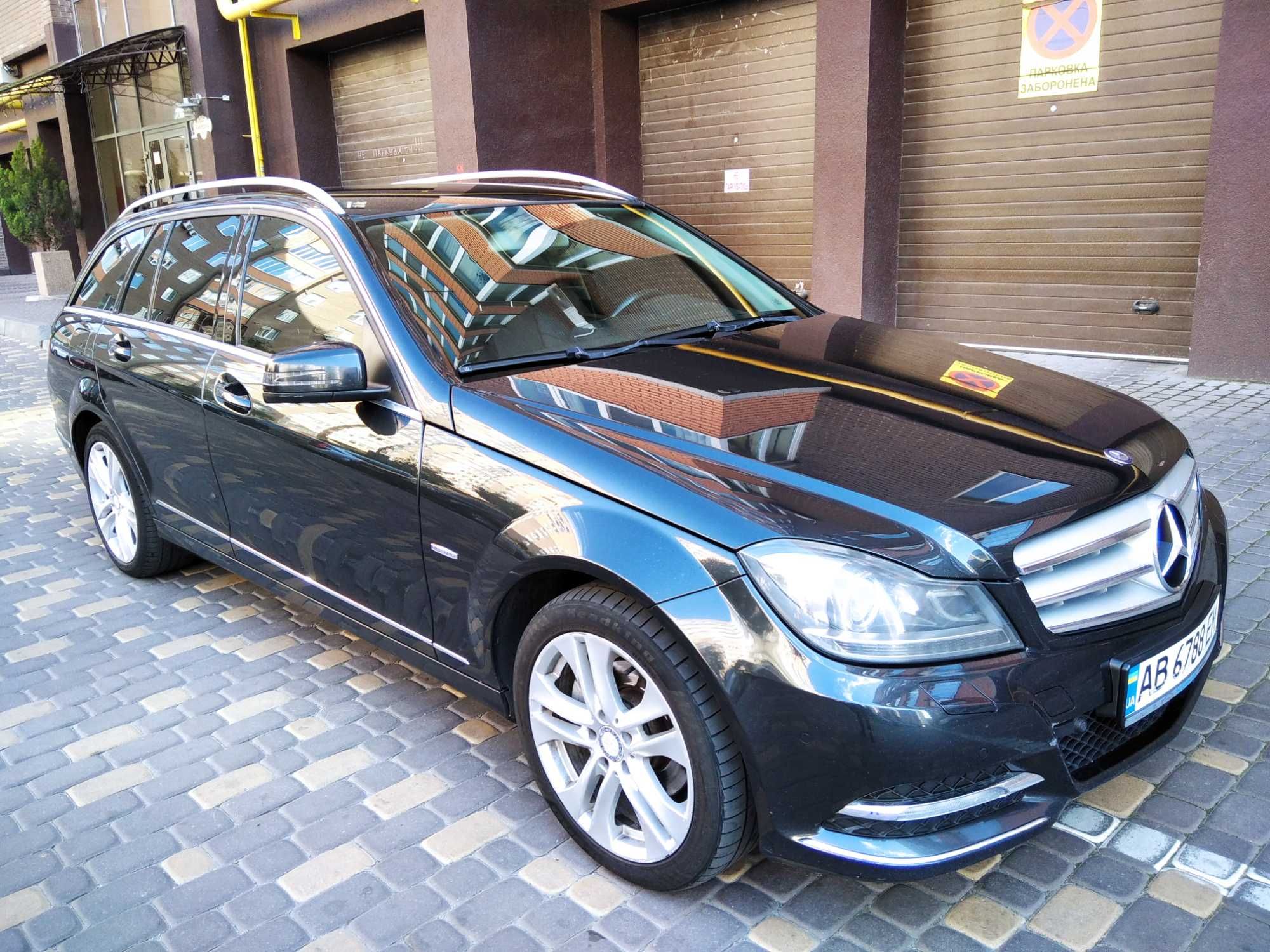 Mercedes-Benz C-Class 2012