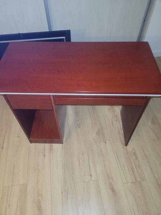 Biurko czereśnia sprzedam