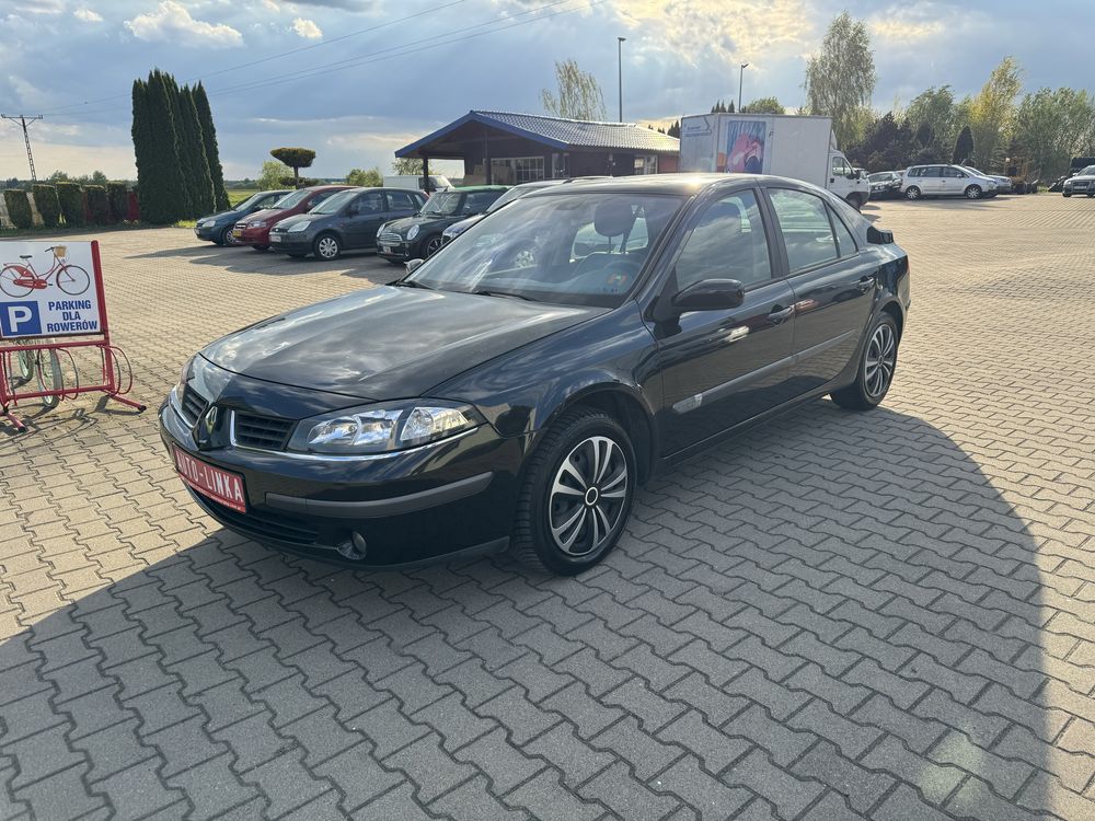 Renault laguna  lift czarna