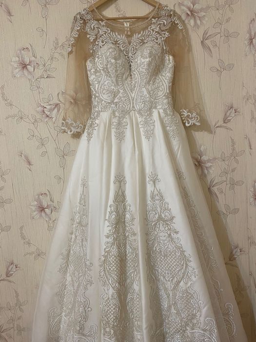 Весільна сукня, Свадебное платье