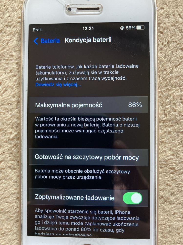 Złoty iPhone SE 32 GB