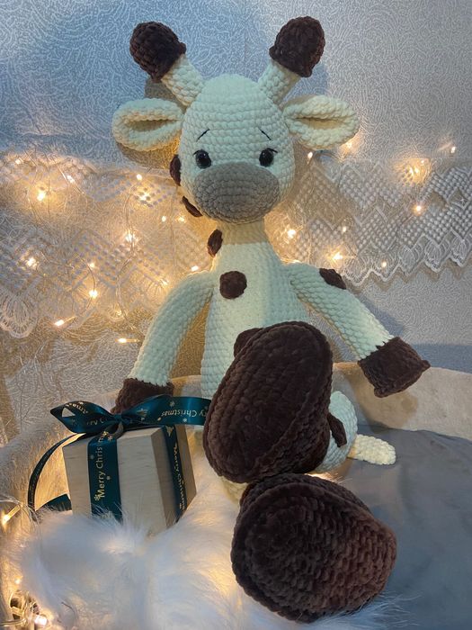 Вʼязані іграшки Жираф