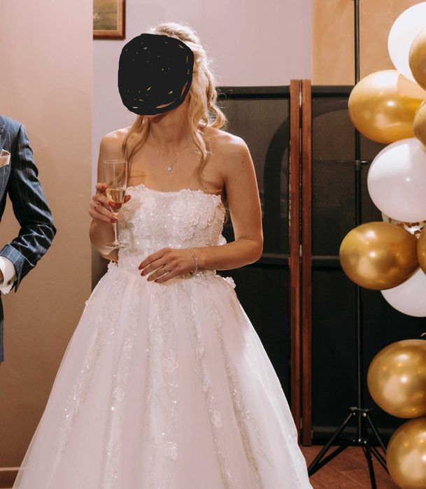 Suknia ślubna księżniczka gorsetowa 2025 z trenem ivory kwiaty 3D