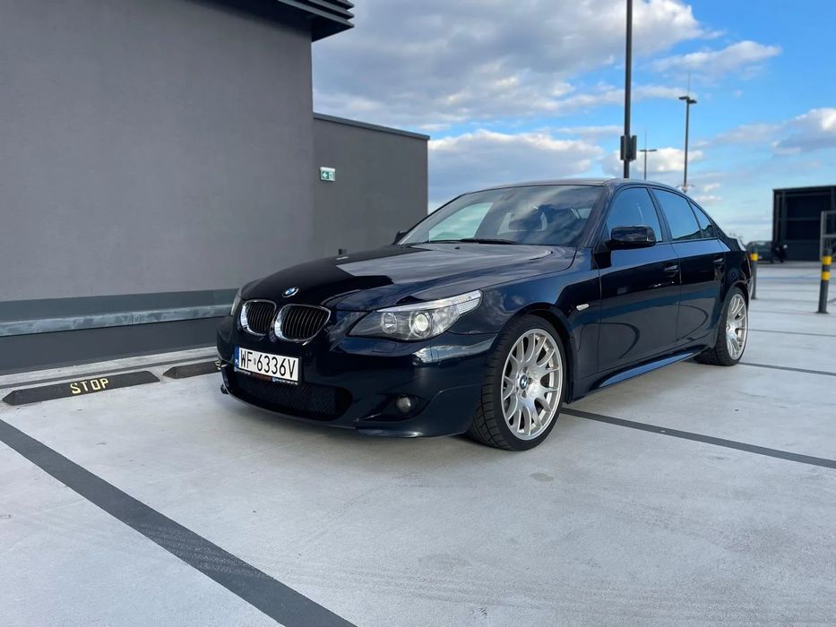 BMW Seria 5 530I E60 pakiet M-technik carbon-schwarz