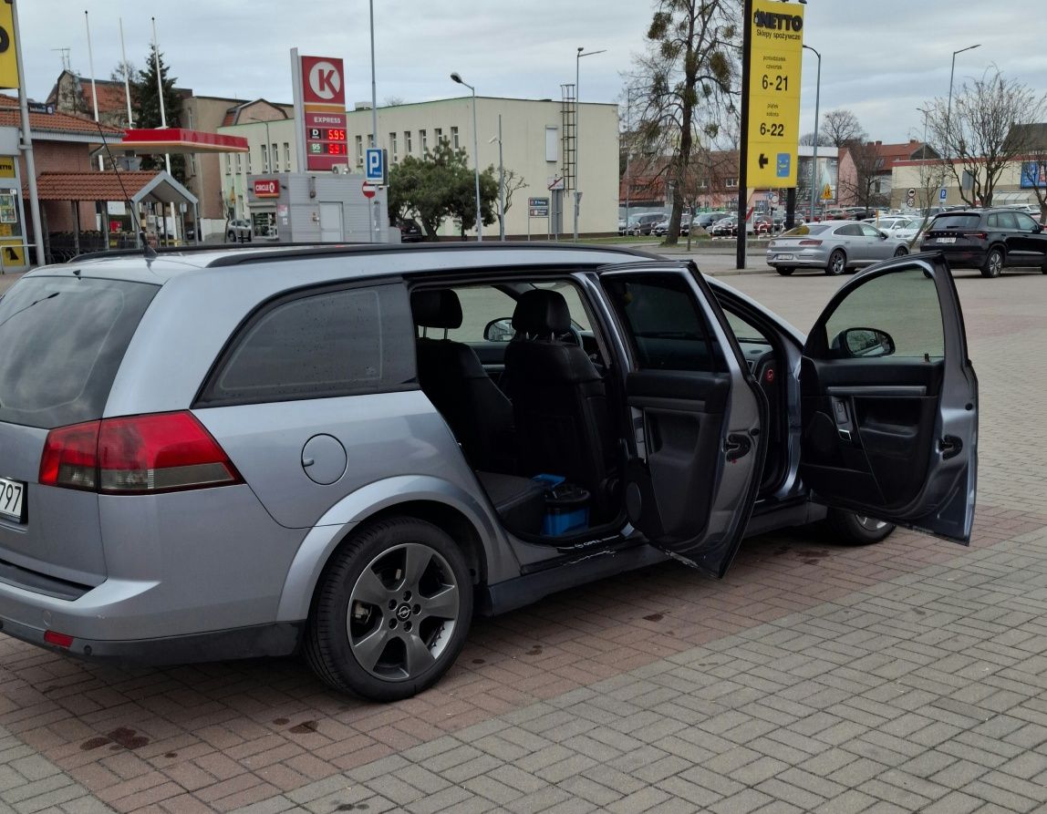 SPRZEDAM Opel Vectra C kombi 1.8 140KM ***LPG***