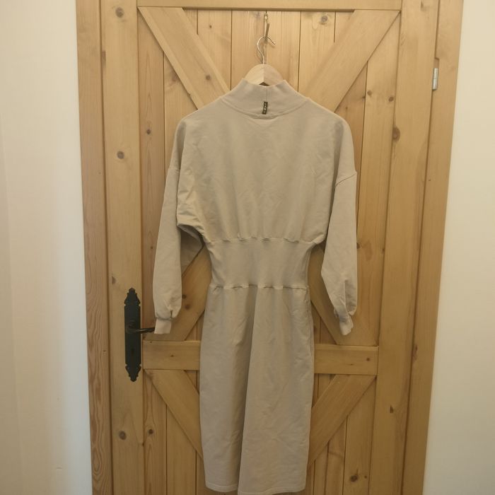 Sukienka dzianinowa dresowa La mu La..mu rozmiar S/M