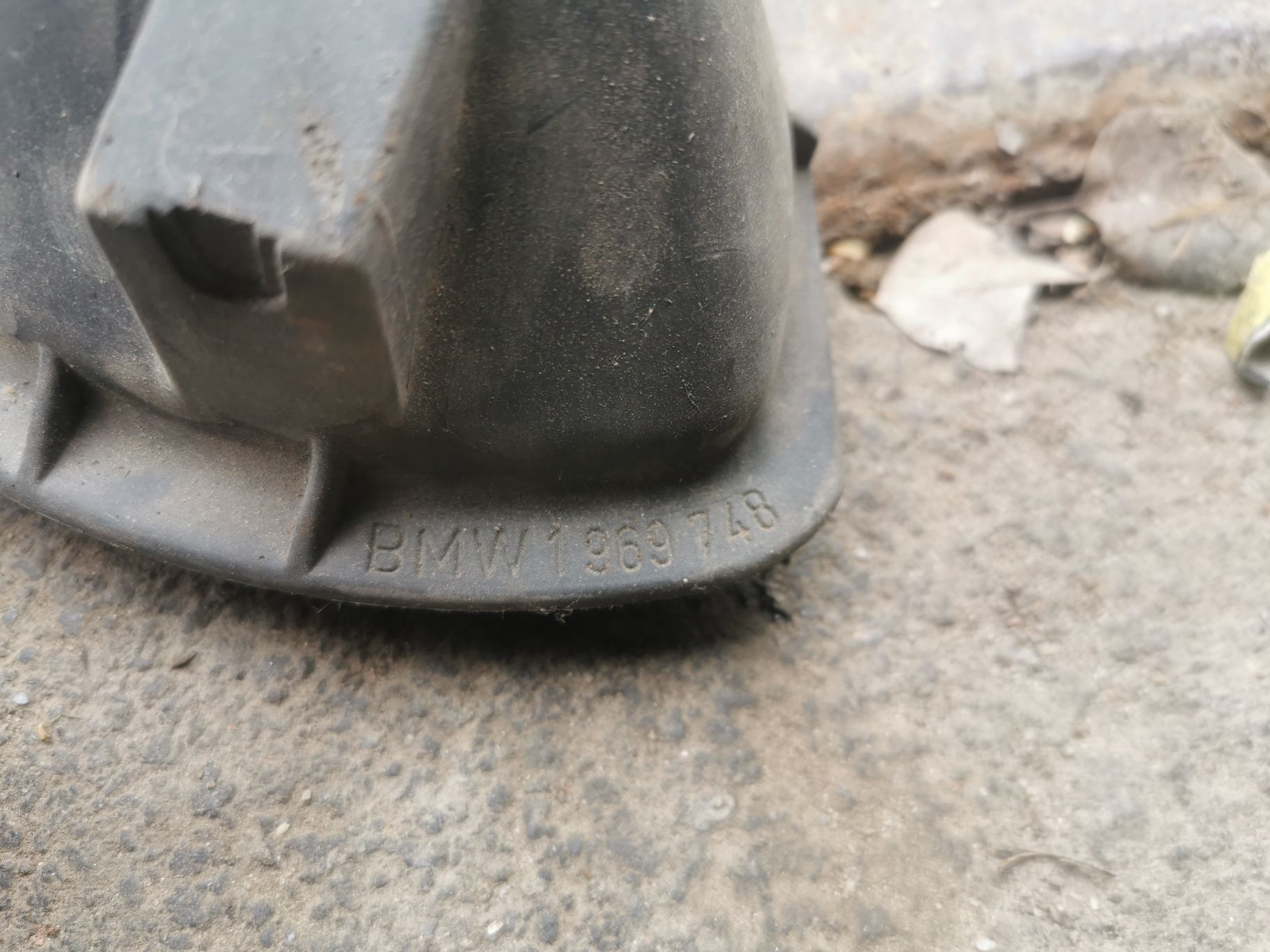 Запчастини на стару BMW