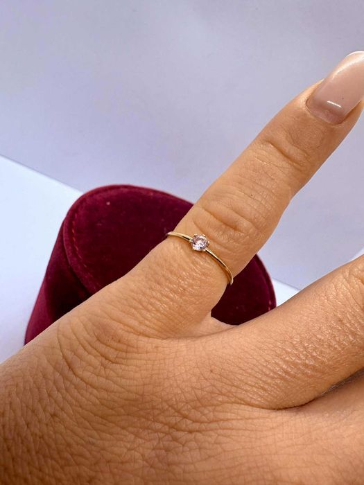 Złote pierścionek 333 0.47 g/ Nowy Lombard Kato