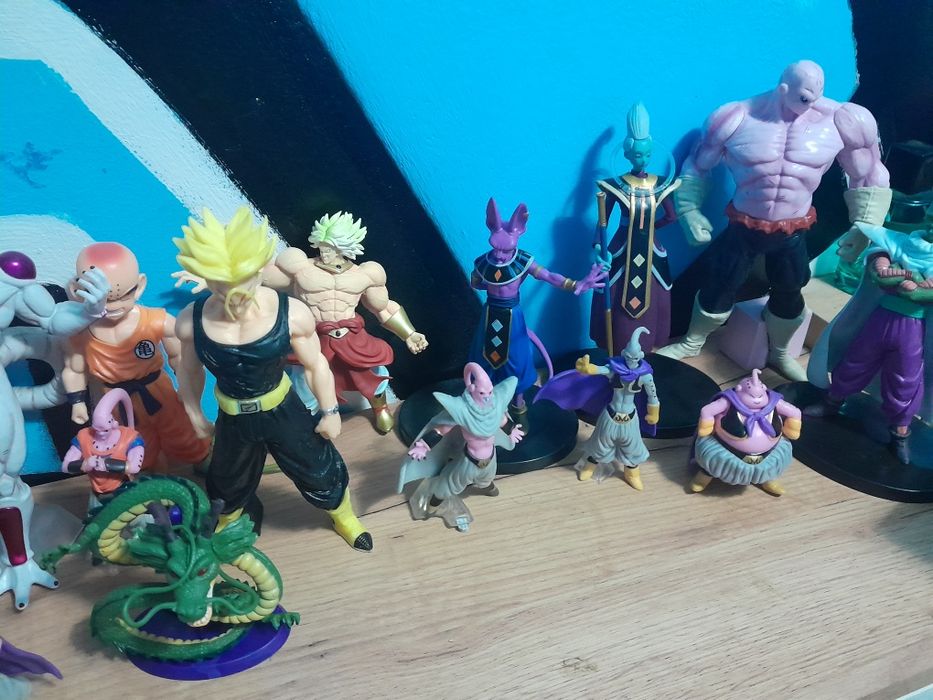 Dragon ball vários bonecos novos