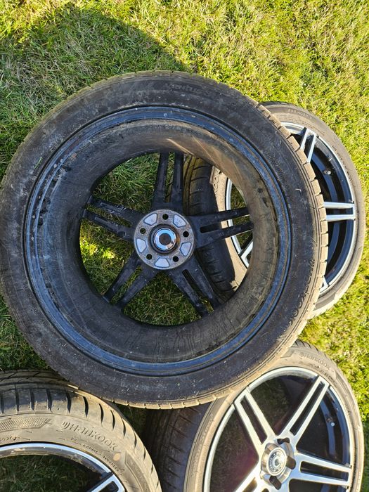 Komplet felg aluminiowych 19x8.5J ET42 YA1017 Hankook 245/45ZR19 Audi