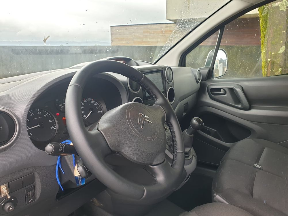 Citroen Berlingo 1.6Hdi-90cv-Apenas 7999€