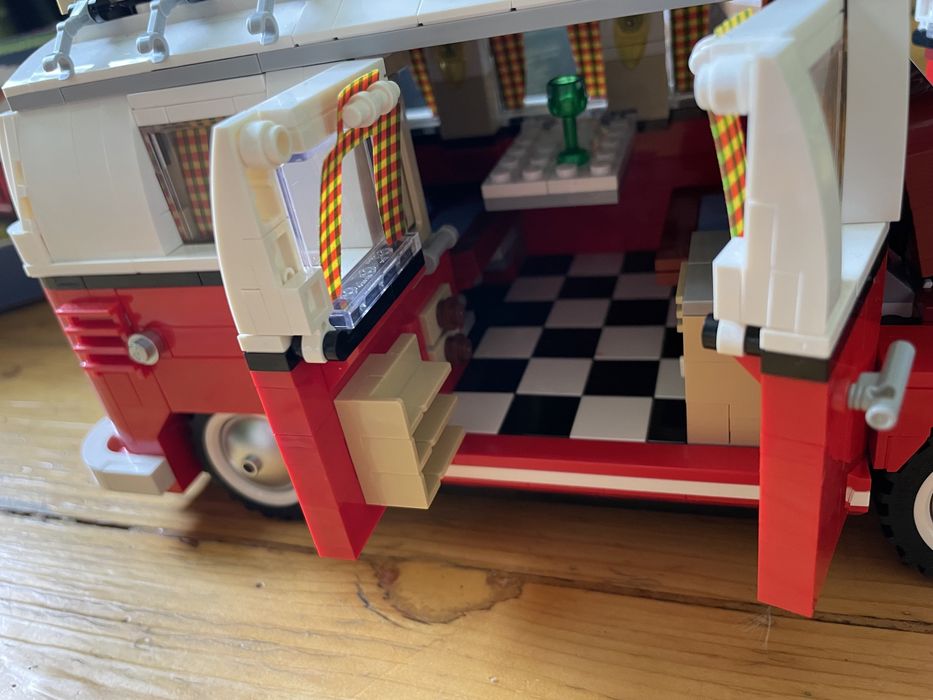 Lego Creator Volkswagen T1 Camper Van