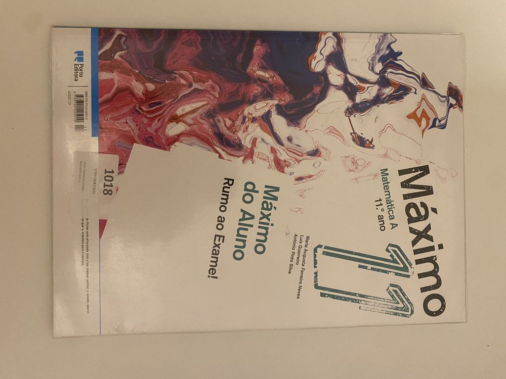 Manuais e caderno de atividades Máximo 11 ano