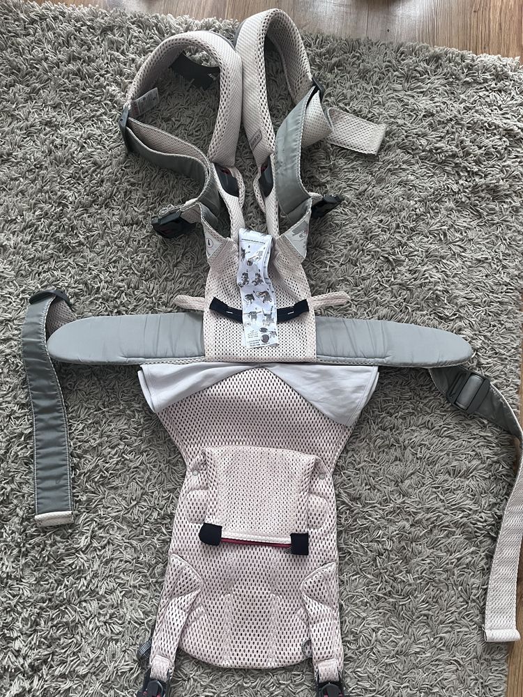 BabyBjorn One Air nosidełko 3D Mesh Pearly pink