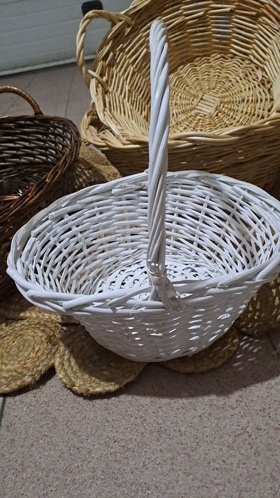 Cesta madeira pintada