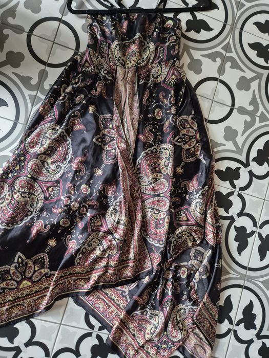 Czarna asymetryczna sukienka,Lila,r.M