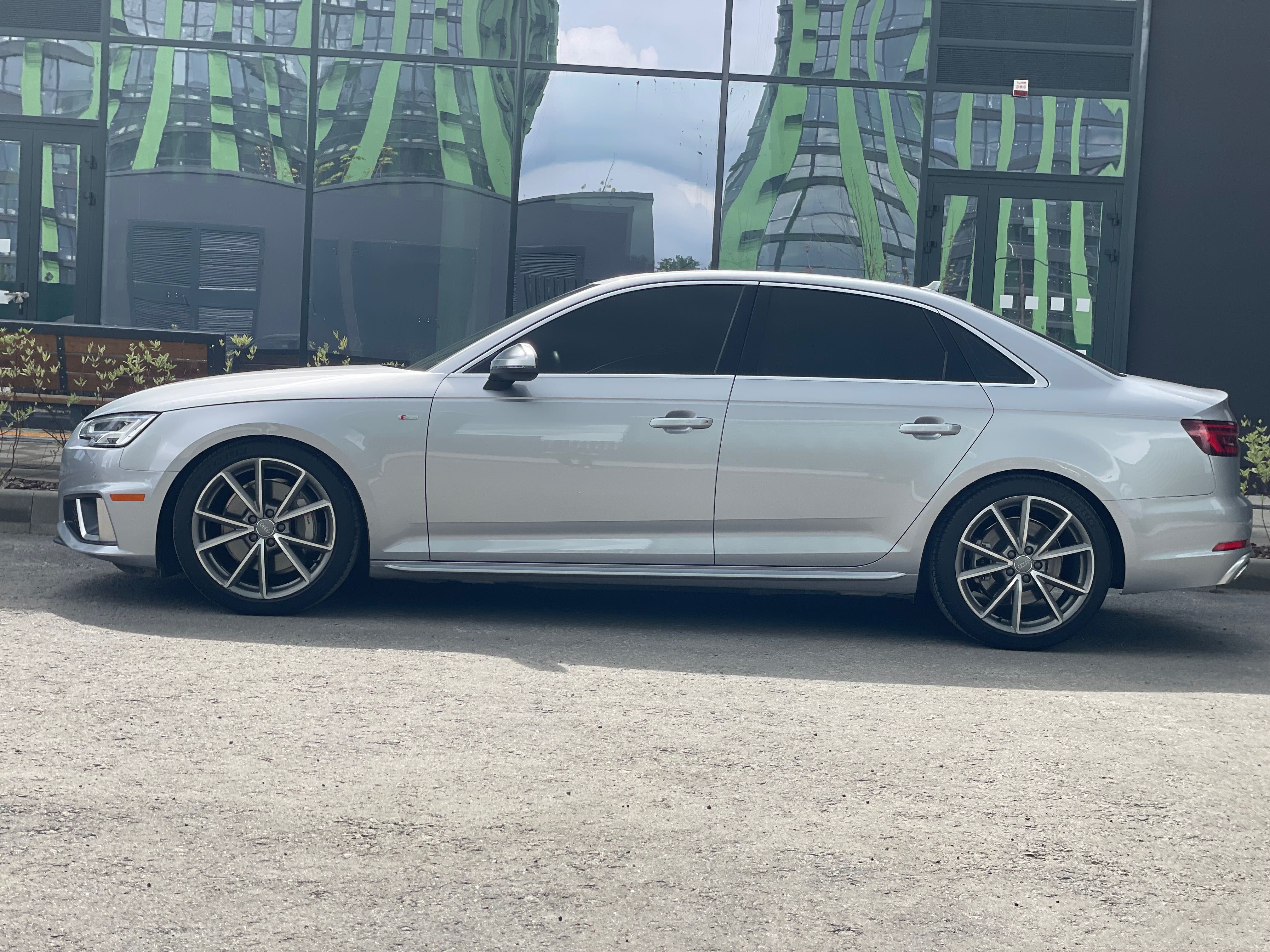 Audi a4 B9 2.0 tfsi