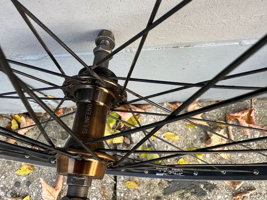 Koła 27,5 przód i tył stożkowe na wolnobieg