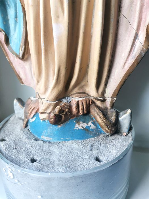 Figura przedwojenna płacząca Matka Boska Niepokalana antyk Maria