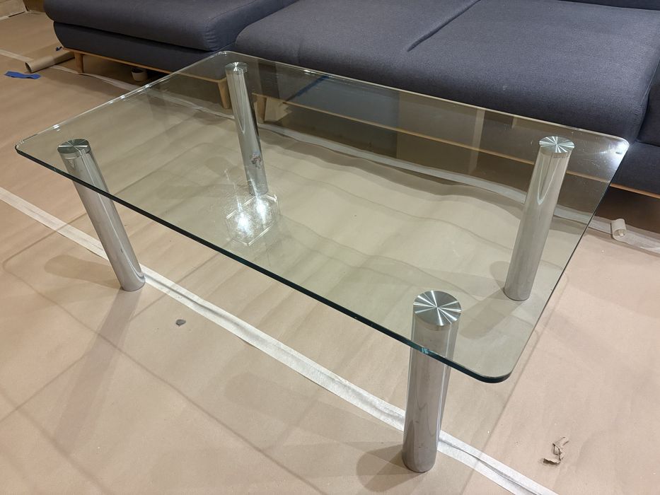 Stolik kawowy - szklany blat.