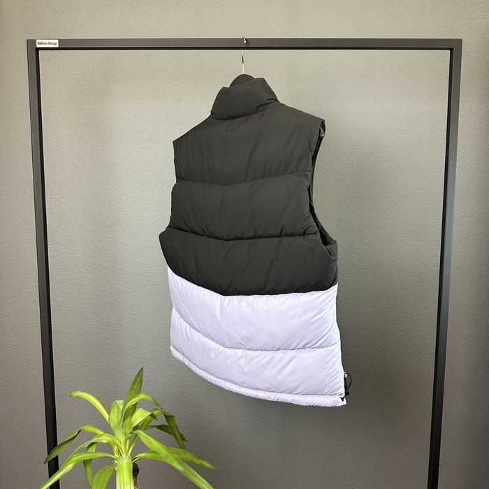 Чоловіча жилетка Hugo оригінал.