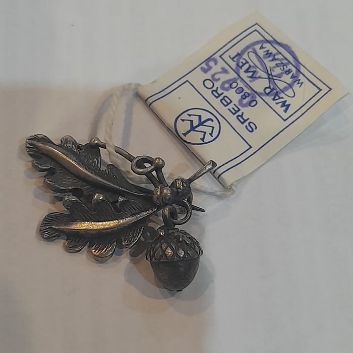Stara srebrna broszka Warmet z ruchomym żołędziem