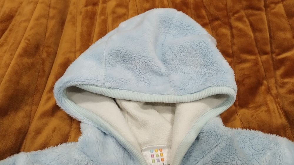 Kombinezon polarowy rozmiar 74 stan idealny niebieski miś zima