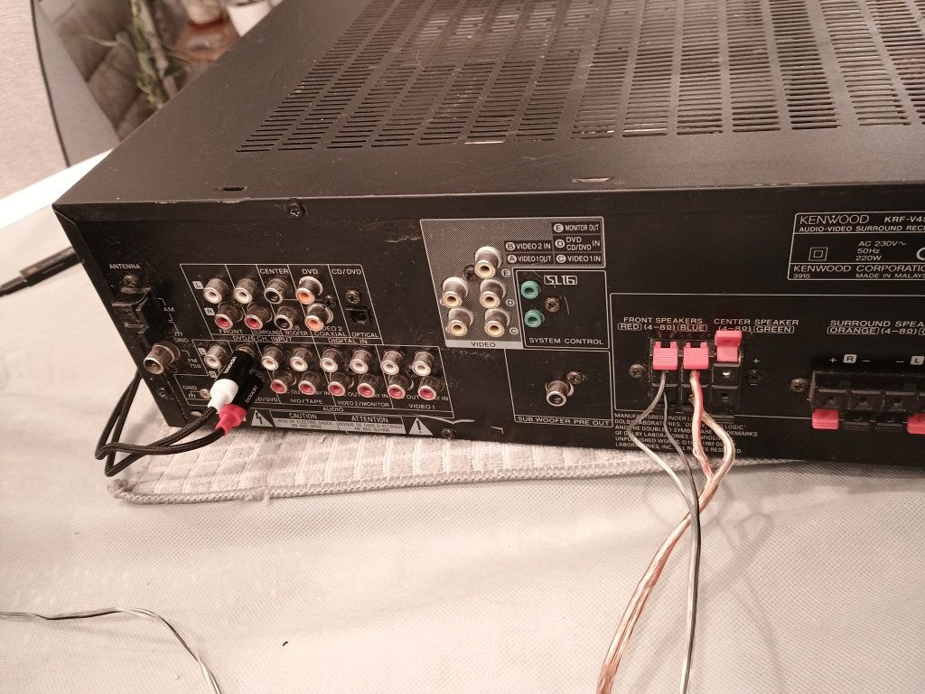 Kenwood A/V surround receiver KRF-V4530D