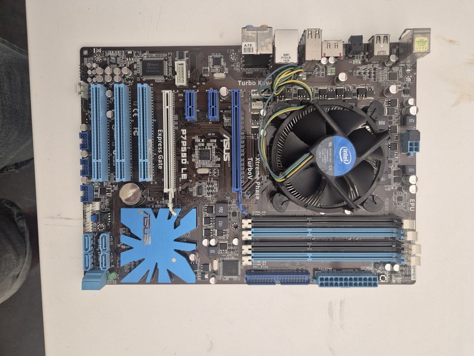 Motherboard asus p7p55d le