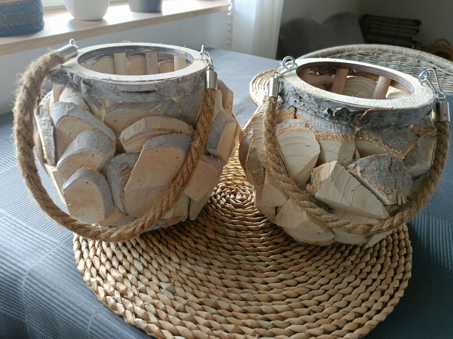 Latarenki z kawałków drewna