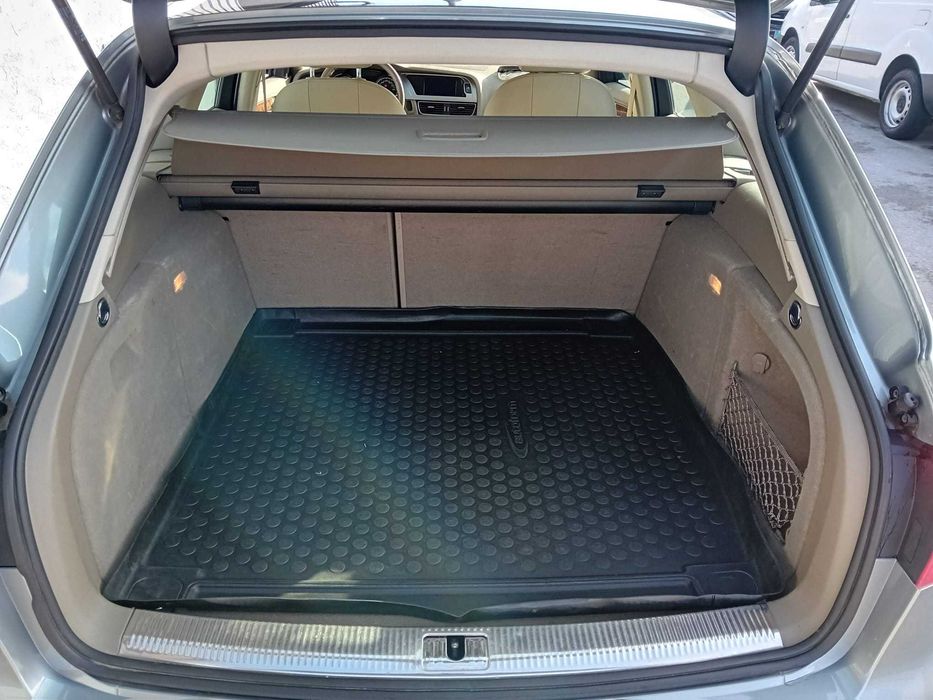 Audi A4 Avant 2.0tdi quattro (peq. sinistro) BLACK FRIDAY–28/11 a 2/12