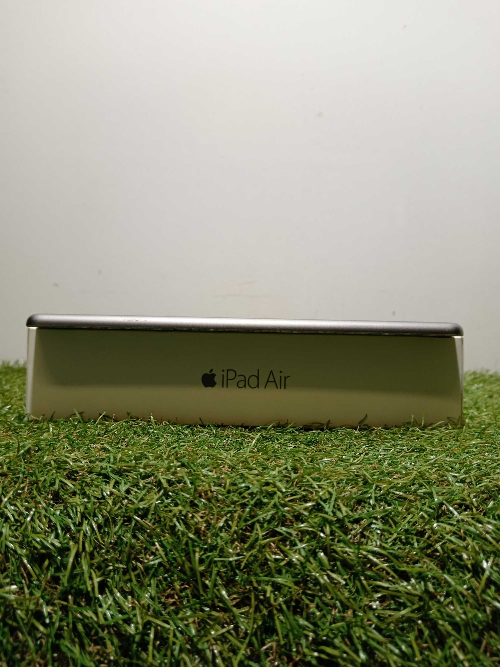 Apple iPad Air 1 (A1474/16 ГБ/Batt 85%) (9)