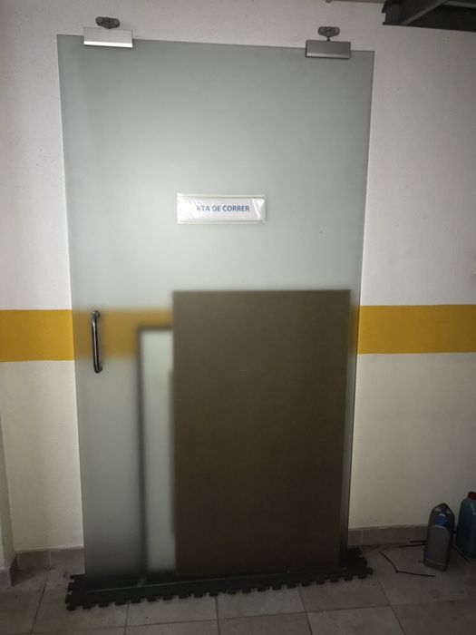 Porta de correr de vidro temperado